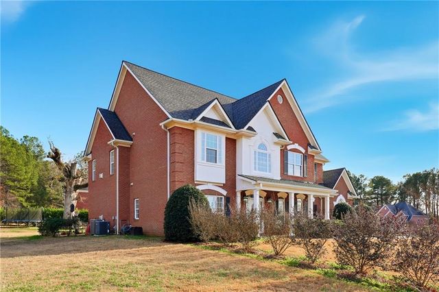 100 Saint Clair Court, Fayetteville, GA 30214