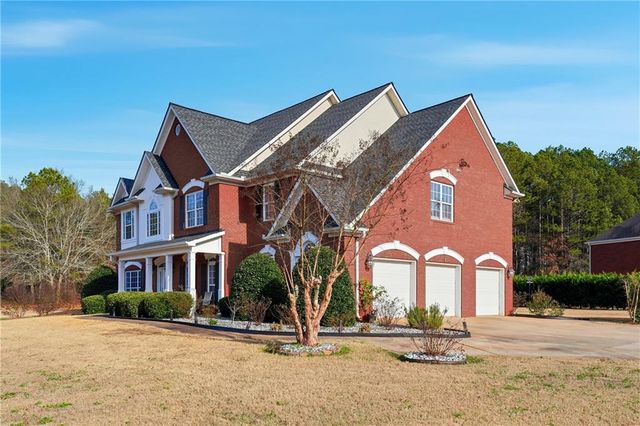 100 Saint Clair Court, Fayetteville, GA 30214