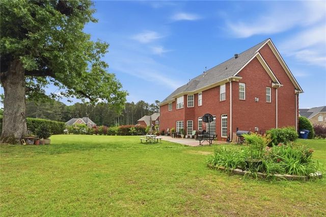 100 Saint Clair Court, Fayetteville, GA 30214