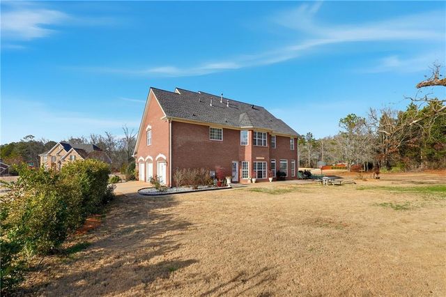 100 Saint Clair Court, Fayetteville, GA 30214
