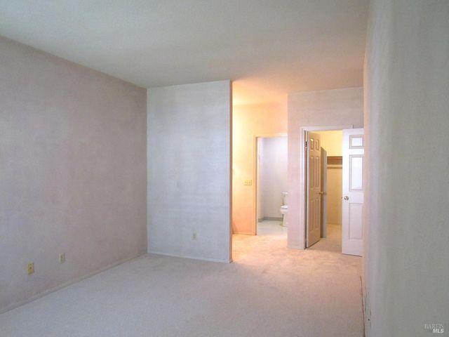 657 Cherry Ave, Sonoma, CA 95476