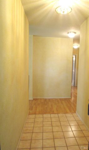 657 Cherry Ave, Sonoma, CA 95476