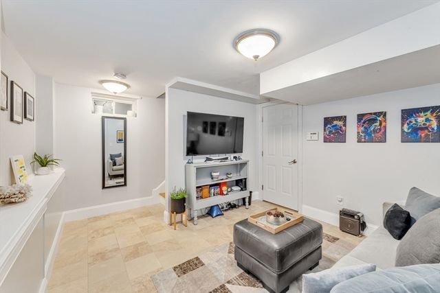 196 Durnell Ave 196, Boston, MA 02131