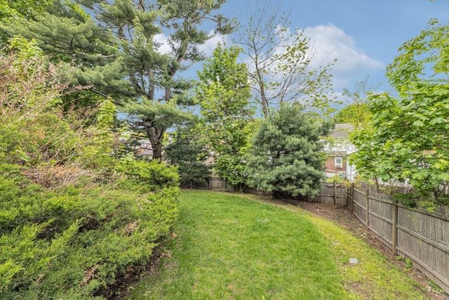 196 Durnell Ave 196, Boston, MA 02131