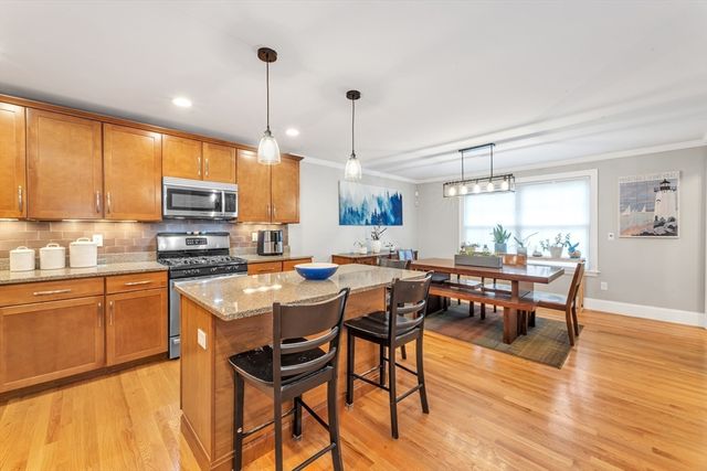 196 Durnell Ave 196, Boston, MA 02131