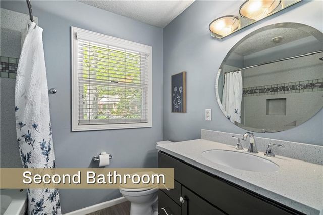 2105 W 97th Street, Leawood, KS 66206