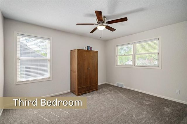 2105 W 97th Street, Leawood, KS 66206