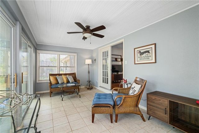 2105 W 97th Street, Leawood, KS 66206