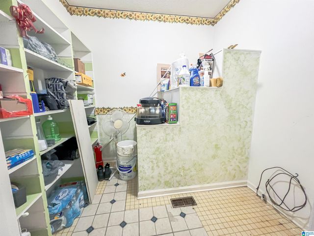 714 HILLYER HIGH ROAD, Anniston, AL 36207