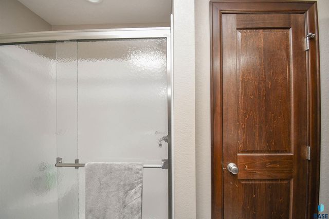 5504 S Solono Ave Avenue, Sioux Falls, SD 57108