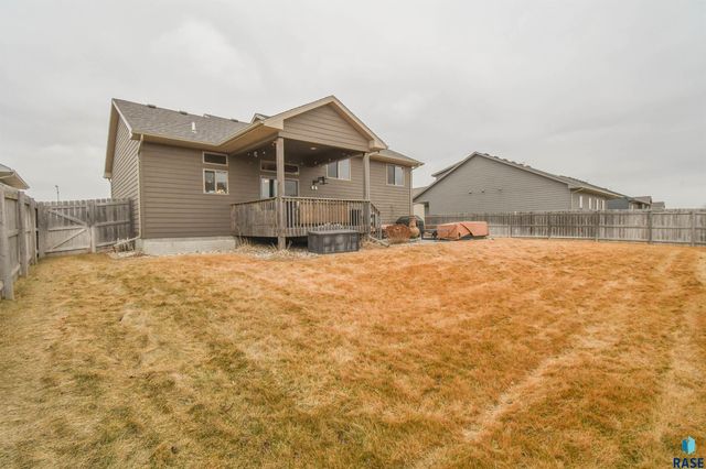 5504 S Solono Ave Avenue, Sioux Falls, SD 57108