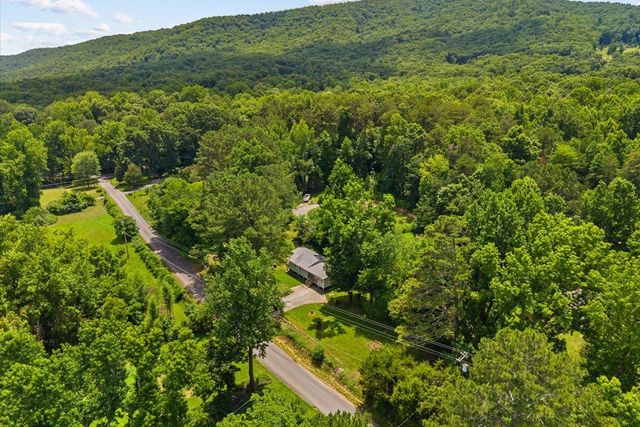 1002 Franklin Hill Road, Rocky Face, GA 30740