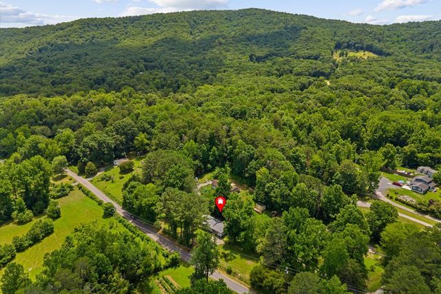 1002 Franklin Hill Road, Rocky Face, GA 30740