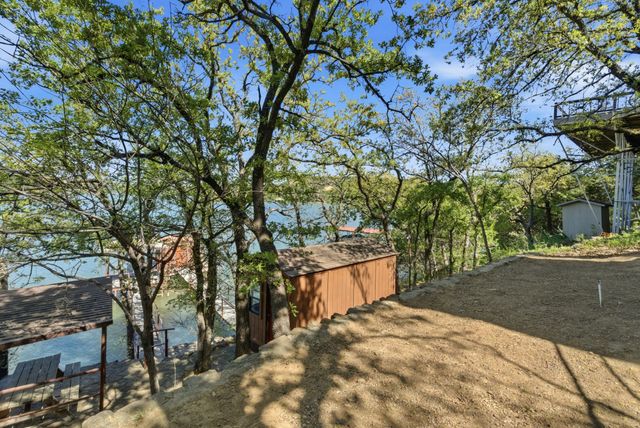 330 Chism Trail, Gordon, TX 76453
