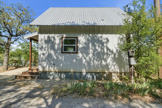 330 Chism Trail, Gordon, TX 76453