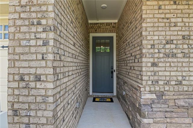 7013 River Rock Drive, Flowery Branch, GA 30542