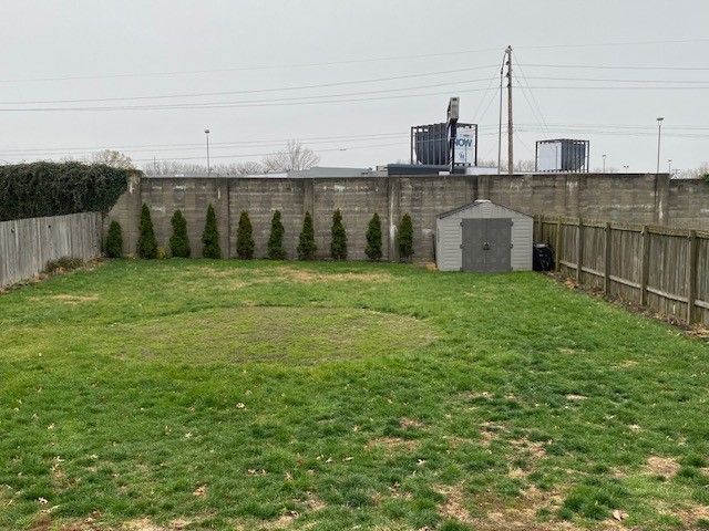 2135 S MANOR Drive, Erie, PA 16505