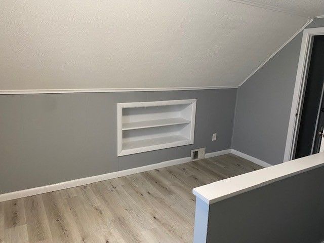 2135 S MANOR Drive, Erie, PA 16505