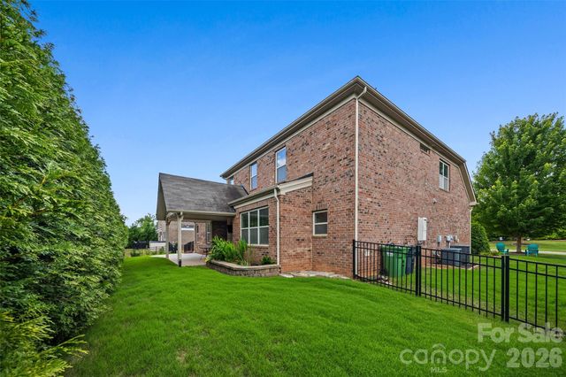 324 Kerrydale Court, Clover, SC 29710