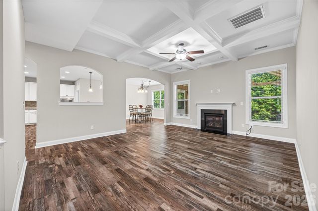 324 Kerrydale Court, Clover, SC 29710