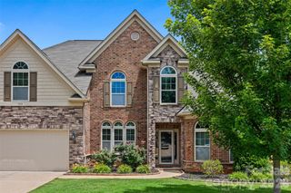 324 Kerrydale Court, Clover, SC 29710