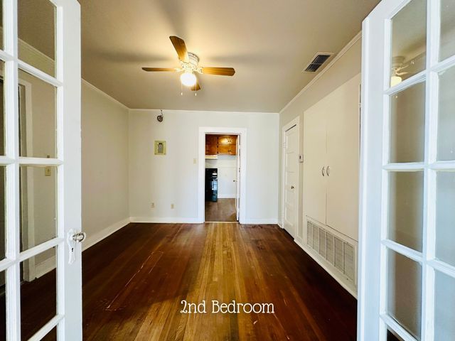 424 W Blackbourn Street, Hawkins, TX 75765