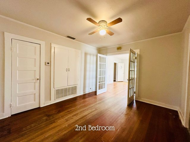 424 W Blackbourn Street, Hawkins, TX 75765