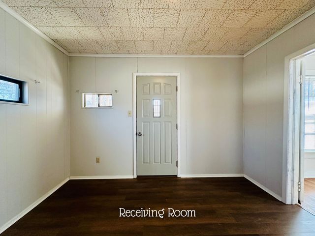 424 W Blackbourn Street, Hawkins, TX 75765