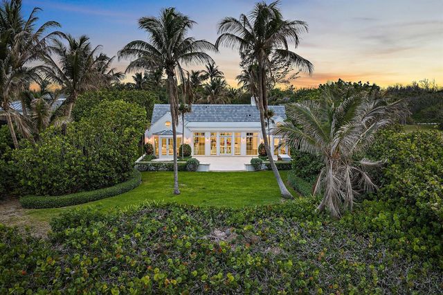 43 N Beach Road, Hobe Sound, FL 33455
