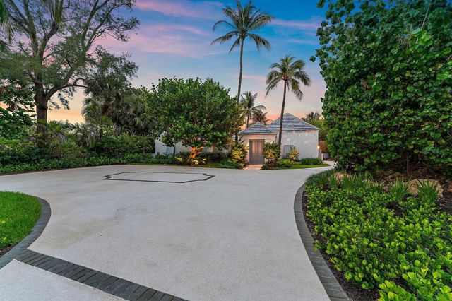 43 N Beach Road, Hobe Sound, FL 33455