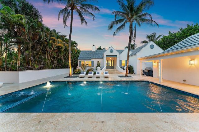 43 N Beach Road, Hobe Sound, FL 33455