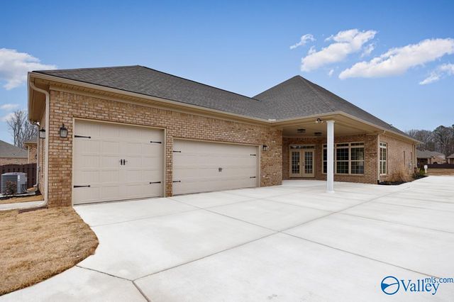 6509 Landsmere Lane NW, Madison, AL 35757