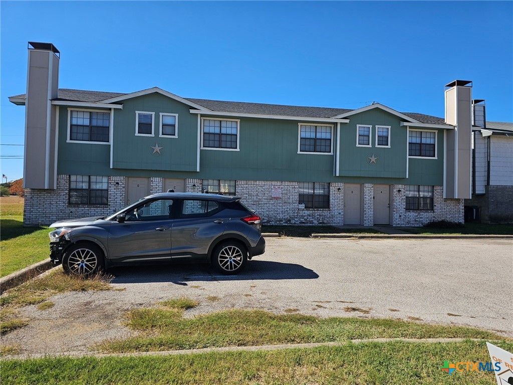 Image 7 of property listing at 1109 Eastside Drive, Killeen, TX 76543