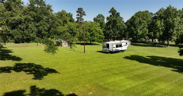 11291-4 Darby-4 Loop, Conroe, TX 77385