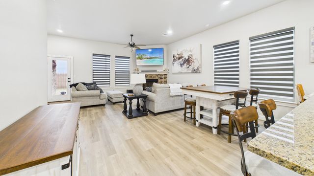 3202 Farmhouse Avenue, Wolfforth, TX 79382