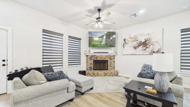 3202 Farmhouse Avenue, Wolfforth, TX 79382