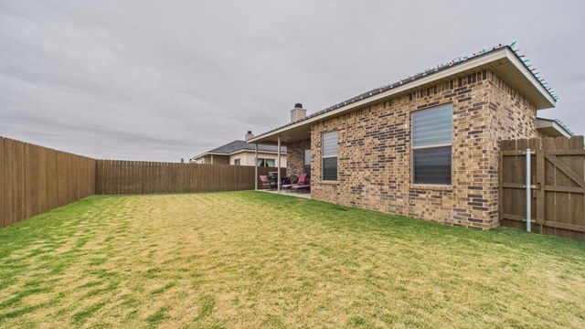 3202 Farmhouse Avenue, Wolfforth, TX 79382