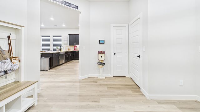 3202 Farmhouse Avenue, Wolfforth, TX 79382