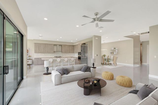 20146 Casa De Campo Lane, Boca Raton, FL 33434