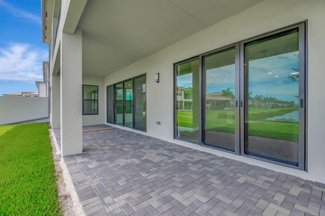 20146 Casa De Campo Lane, Boca Raton, FL 33434