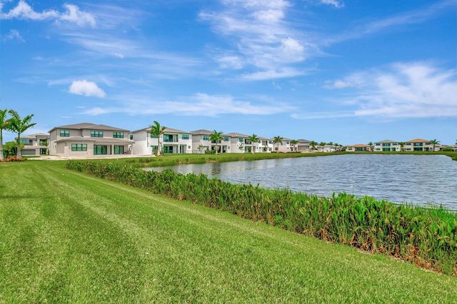 20146 Casa De Campo Lane, Boca Raton, FL 33434