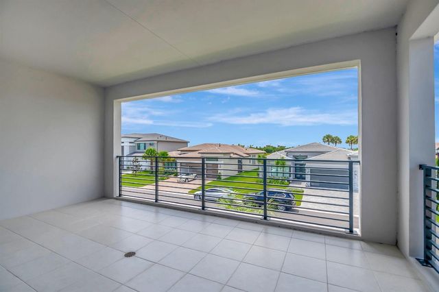 20146 Casa De Campo Lane, Boca Raton, FL 33434