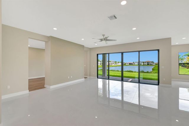 20146 Casa De Campo Lane, Boca Raton, FL 33434