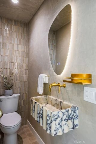 251 Highland 1, Laguna Beach, CA 92651
