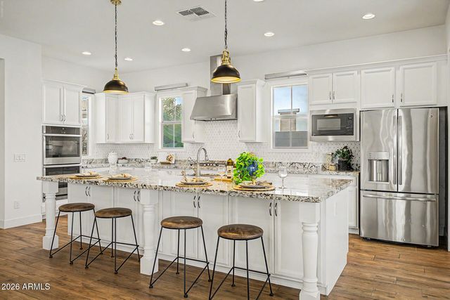 2083 E SCORPIO Place, Chandler, AZ 85249