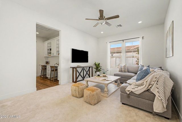 2083 E SCORPIO Place, Chandler, AZ 85249