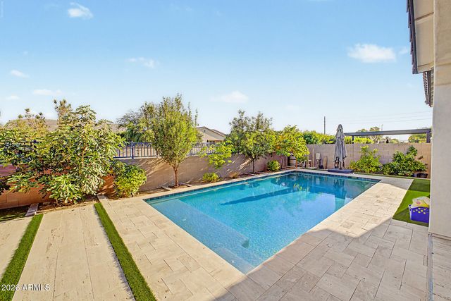 2083 E SCORPIO Place, Chandler, AZ 85249