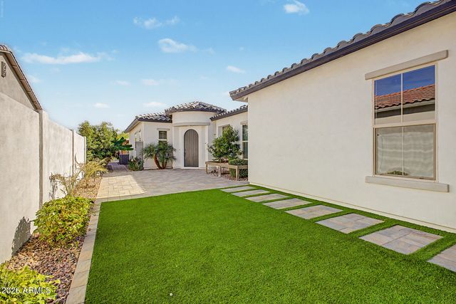 2083 E SCORPIO Place, Chandler, AZ 85249