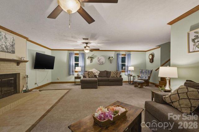 3432 Ridgewood Drive, Morganton, NC 28655