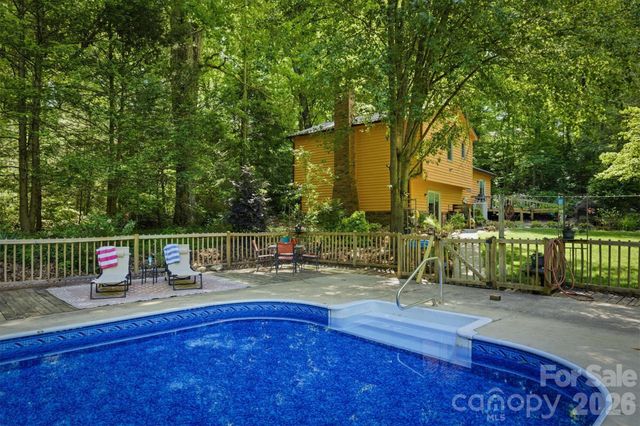 3432 Ridgewood Drive, Morganton, NC 28655